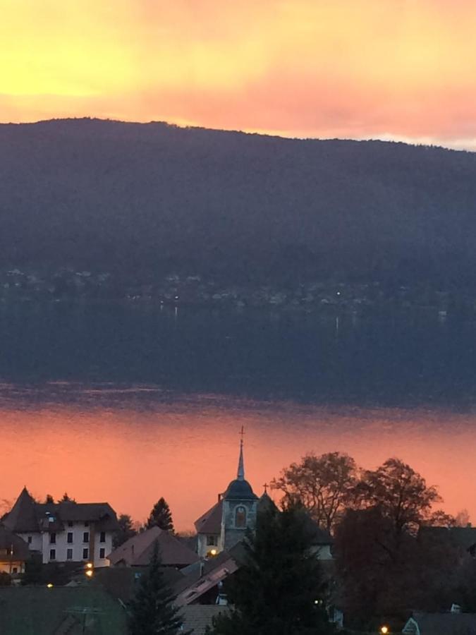 Maisonnette Vue Panoramique Lac D'Annecy فيير دو لاك المظهر الخارجي الصورة